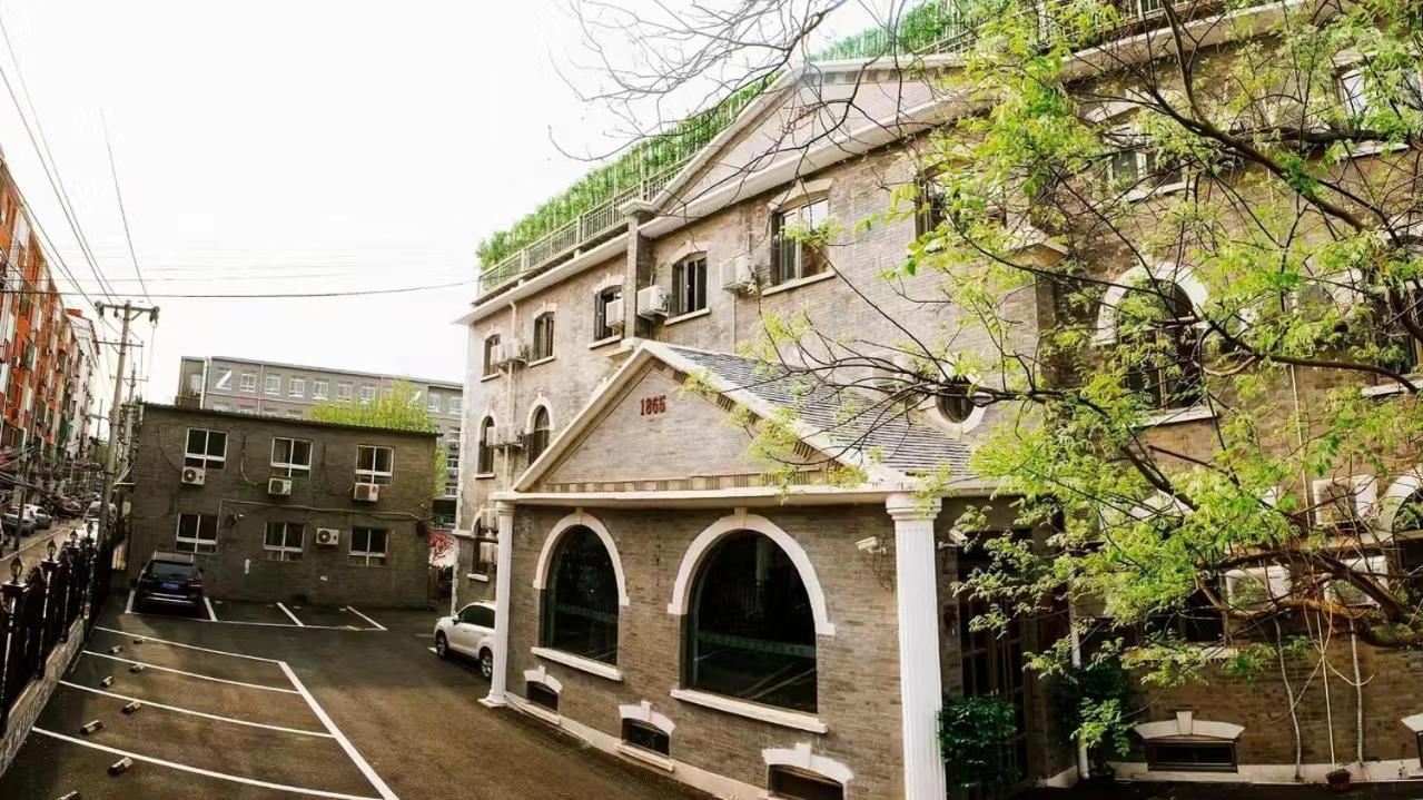 Nostalgia Hotel Beijing Guozijian Ghost Street - Near Beijing Lama Temple, Beihai Park, Jingshan Park, Drum Tower, Houhai Bar Street, Tian'Anmen Square, Located In Beijing Traditional Hutongs, 5 Minutes Away From Beixinqiao Metro Station Ngoại thất bức ảnh
