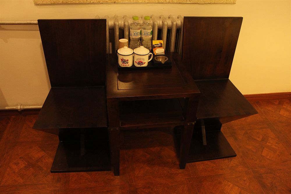 Nostalgia Hotel Beijing Guozijian Ghost Street - Near Beijing Lama Temple, Beihai Park, Jingshan Park, Drum Tower, Houhai Bar Street, Tian'Anmen Square, Located In Beijing Traditional Hutongs, 5 Minutes Away From Beixinqiao Metro Station Ngoại thất bức ảnh